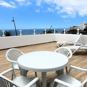 https://suncanarias-apartamentos-cristal-playa-la-arena.in-canary-islands.com